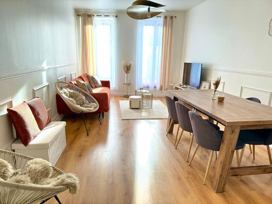 Appartement Avec Magnifique Vue Sur La Saone Et Son Balcon シャロン・シュル・ソーヌ エクステリア 写真