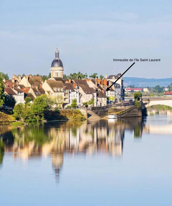 Appartement Avec Magnifique Vue Sur La Saone Et Son Balcon シャロン・シュル・ソーヌ エクステリア 写真